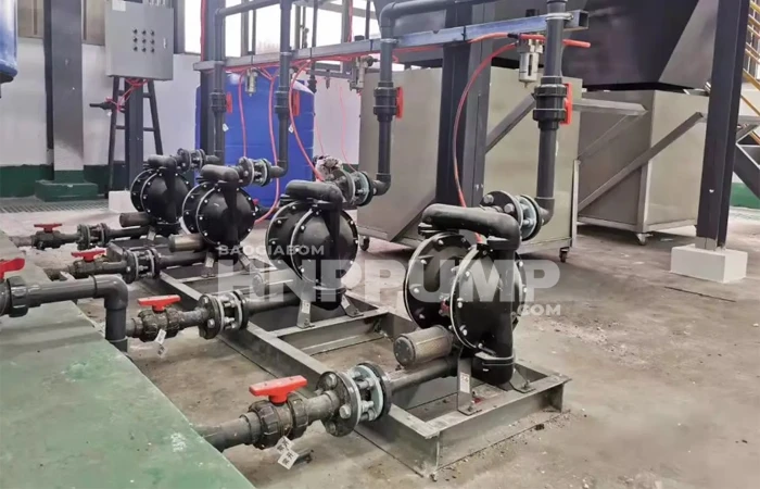 bơm màng Aro bơm ép bùn thải