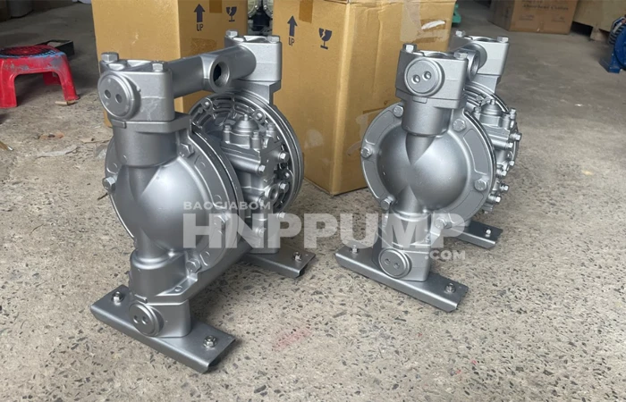 máy bơm màng bơm keo dán