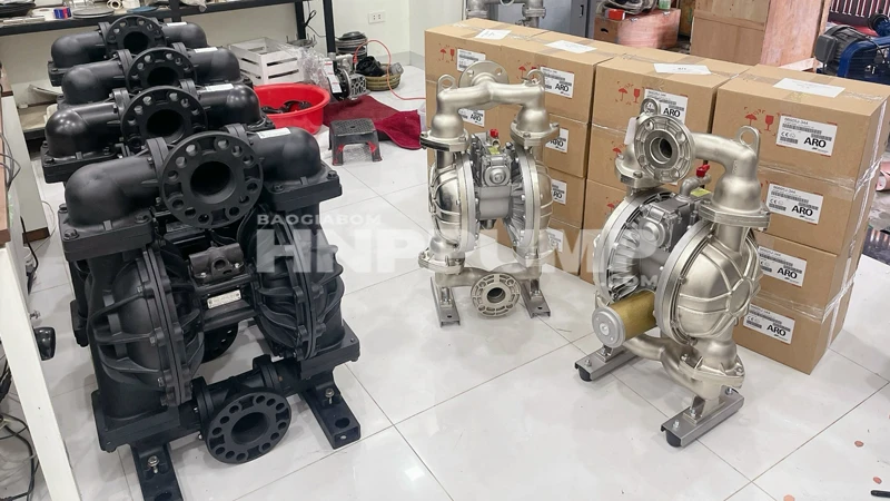 bơm màng khí nén Yamada inox 316 bơm axit đặc