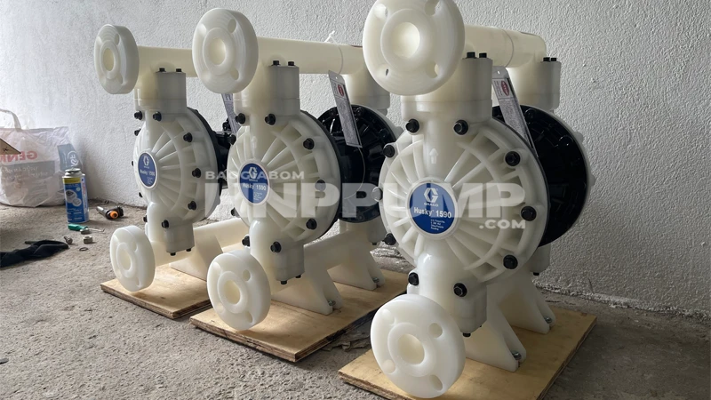 bơm màng khí nén husky bơm keo