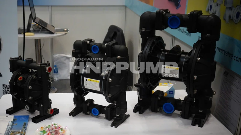 bơm màng khí nén chính hãng bơm axit, hóa chất ăn mòn